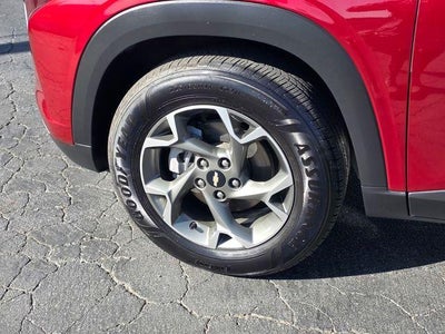 2025 Chevrolet Trax FWD 4dr LT