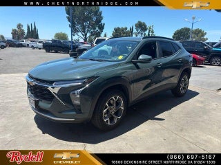 2025 Chevrolet Trax FWD 4dr LT