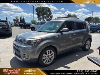 2019 Kia Soul + Auto