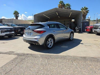 2018 INFINITI QX30 Premium FWD