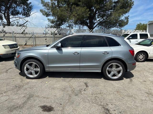 2011 Audi Q5 quattro 4dr 3.2L Prestige