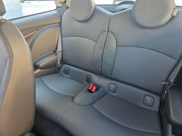 2011 MINI Cooper Hardtop Base