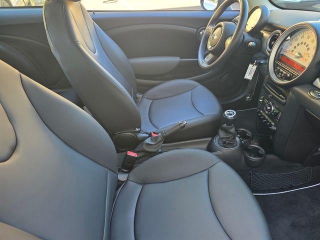 2011 MINI Cooper Hardtop Base