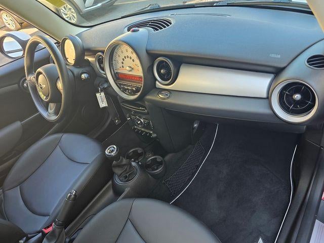 2011 MINI Cooper Hardtop Base