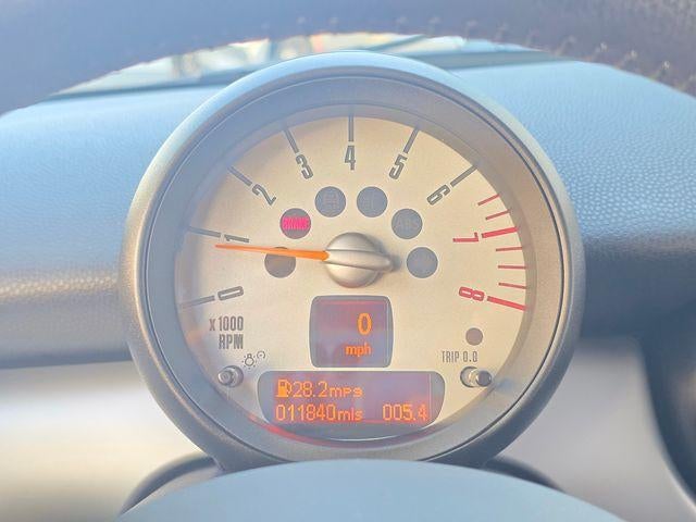 2011 MINI Cooper Hardtop Base