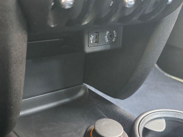 2011 MINI Cooper Hardtop Base